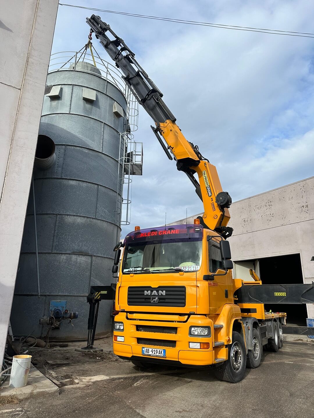 Shërbim Transporti me Vinç